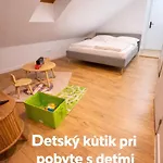 Lägenhet Kopernik - Sukromne Parkovacie Miesto Hlohovec