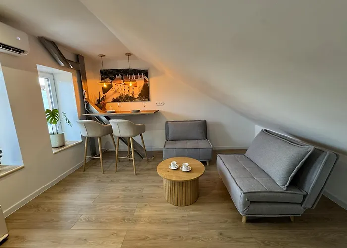 Kopernik - Sukromne Parkovacie Miesto Apartament Hlohovec